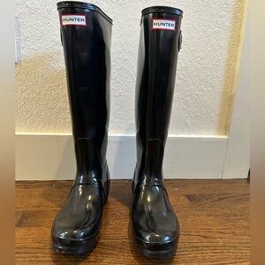 Hunter Women's Original Tall Gloss
Rain Boots